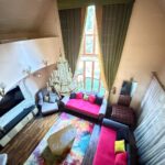 35008211_240607381_hd