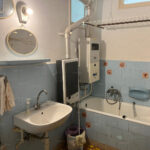 35114030_241780475_hd